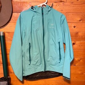Arc'teryx Aqua Blue Beta SL Goretex Hooded Jacket Size Large